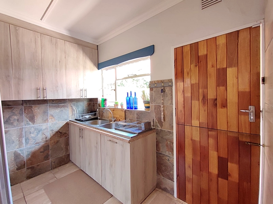 5 Bedroom Property for Sale in Stilfontein Ext 4 North West